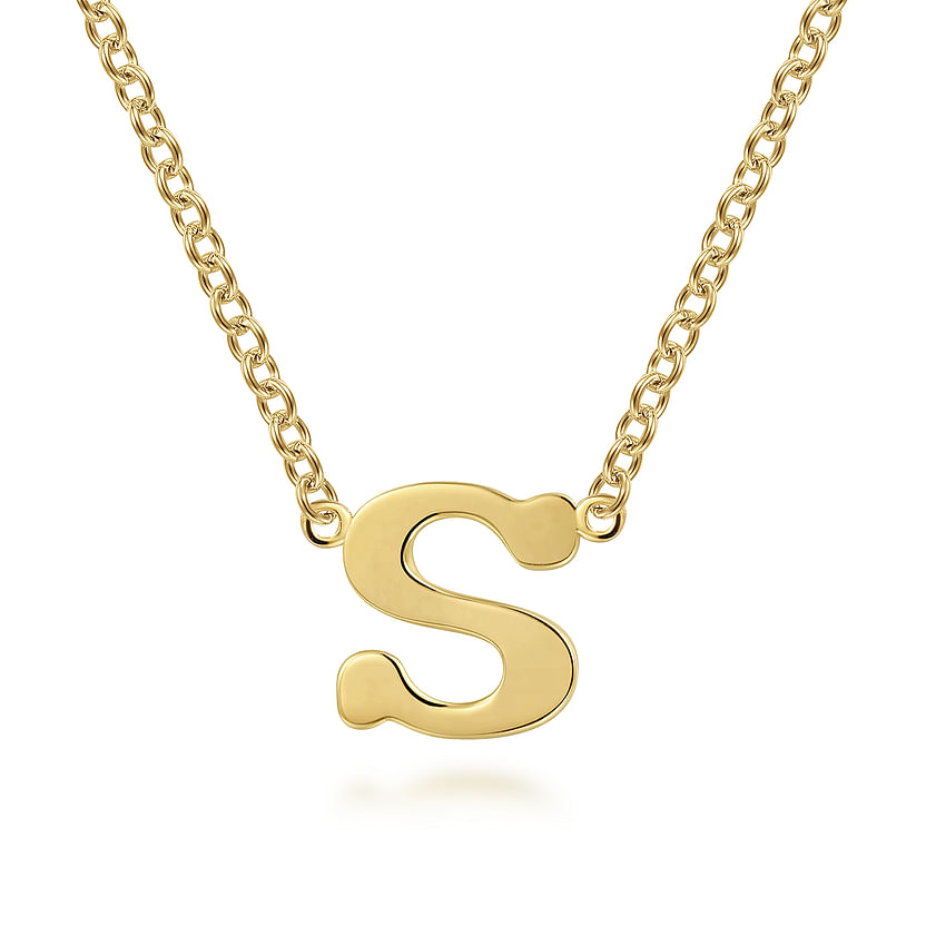 The Gabriel & Co 14K Yellow Gold S Initial Necklace features a polished "S" pendant, making it a perfect personal touch for your jewelry collection.