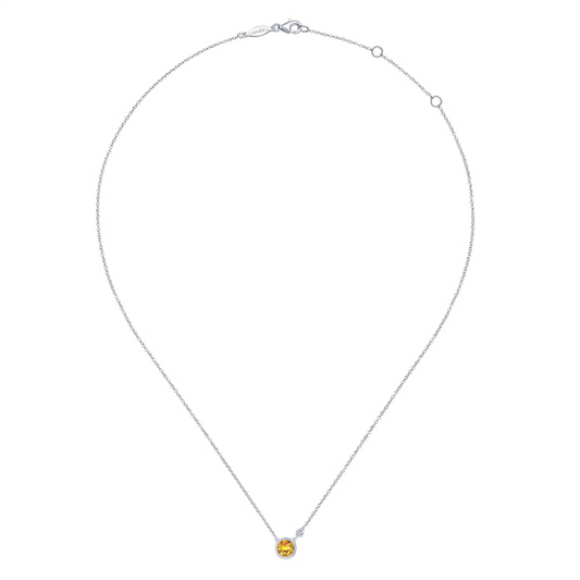 925 Sterling Silver Citrine and Diamond 
Pendant Necklace 
Serial No
