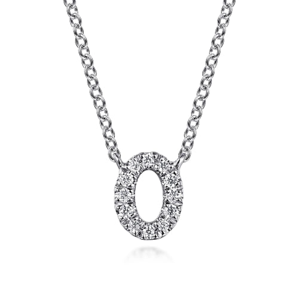 This everyday essential necklace features an initial crafted from gold