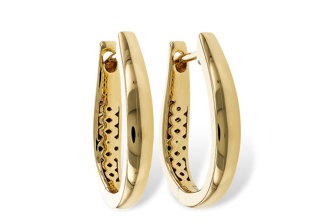Allison Kaufman Yellow Gold 17mm Hoops feature an oval design with decorative cutout patterns on the inner sides, displayed upright against a white background. These classic earrings embody timeless elegance and refined style.