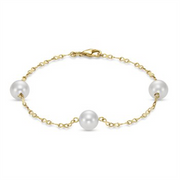 The Mastoloni Pearls infinity chain w/ 8mm pearls bracelet - 7.5in features three evenly spaced 8mm pearls on a delicate gold chain with a lobster clasp closure.