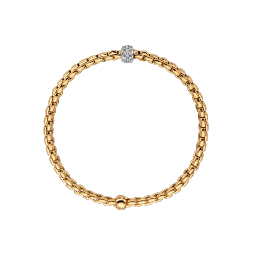 Introducing the FOPE Eka Collection's 18K Gold Flex'It Bracelet with Diamond Pave', featuring a unique chain-link design and a cylindrical clasp adorned with sparkling diamonds. This polished and elegant bracelet is highlighted by its flexible gold clasp, adding a touch of sophistication and shimmer to any ensemble.