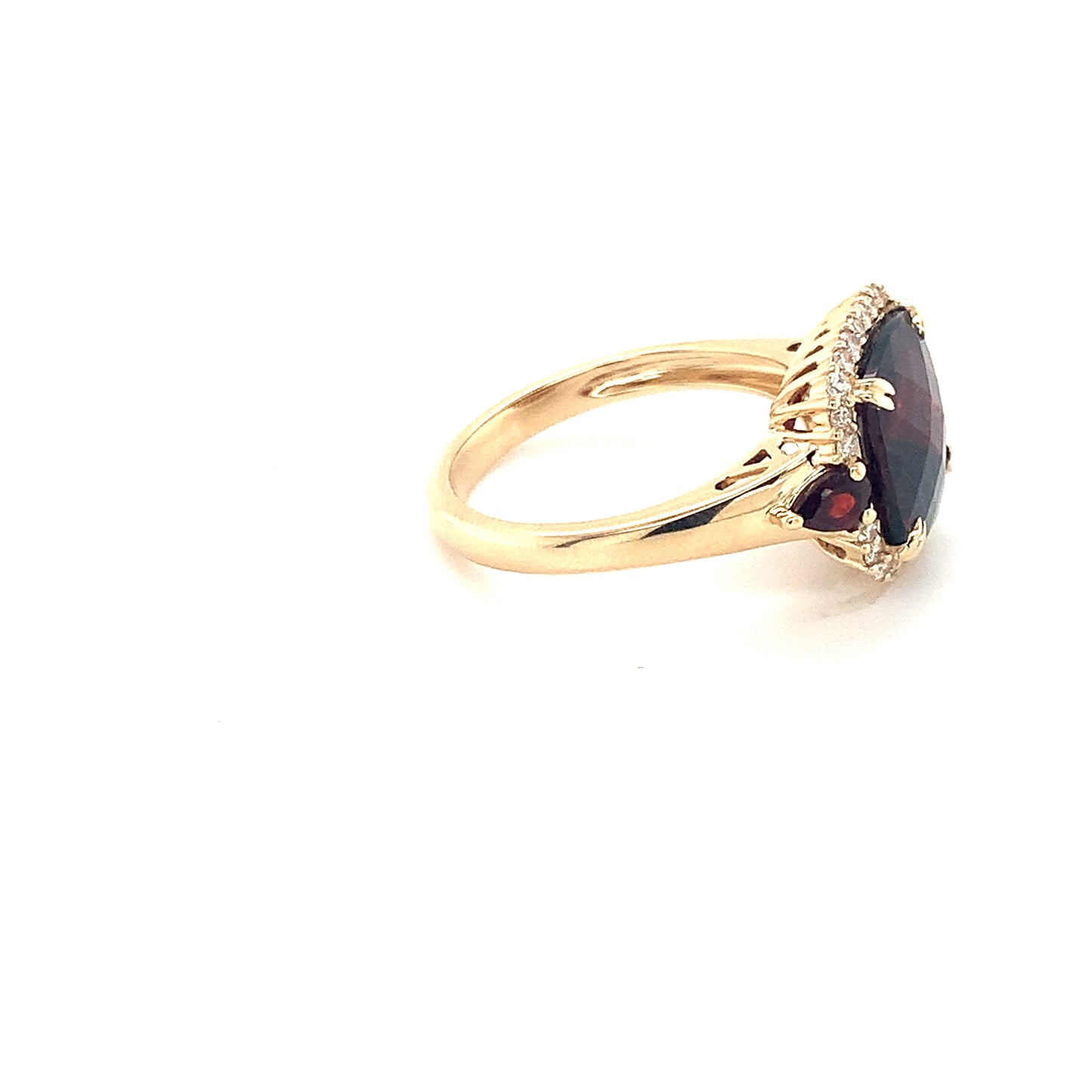 Large Garnet and Diamonds Ring | Bellarri